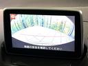 デミオ 13S 4WD 衝突軽減 マツダコネクトナビ バックカメラ Bluetooth接続 CD/DVD再生 USB入力端子 オートエアコン オートライト スマートキー アイドリングストップ 盗難防止装置(5枚目)