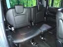 ３列目シートはもちろん状態良好☆大人でもゆったりと座って頂けますので、大人数でのお出かけもラクラクです♪ご家族で、気の知れた仲間で、ドライブに行くのが楽しみですね♪