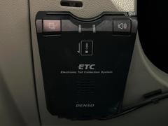 【ＥＴＣ】高速道路の料金所をストレスなく通過！話題のスポットやサービスエリアに多い「スマートIntercooler」利用時は必須のアイテムです。当店でセットアップを実施、ご納車当日からすぐにご利用いただけます！ 4