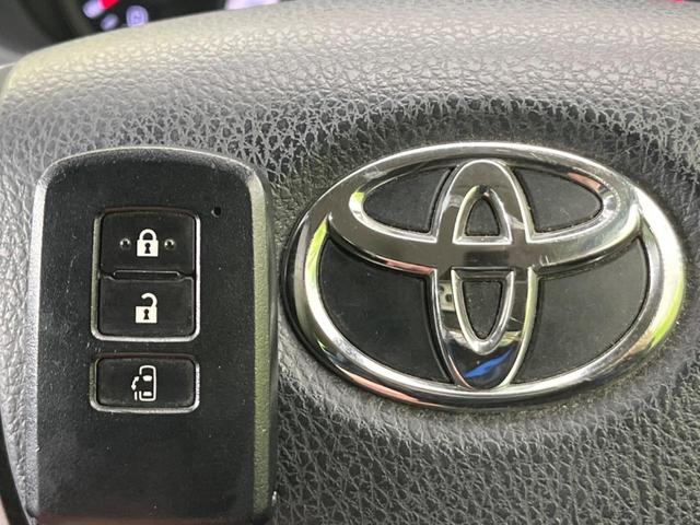 X 純正9型ナビ フルセグ Bluetooth接続 LEDヘッドライト バックカメラ ETC 禁煙車 アイドリングストップ スマートキー プライバシーガラス オートエアコン(3枚目)