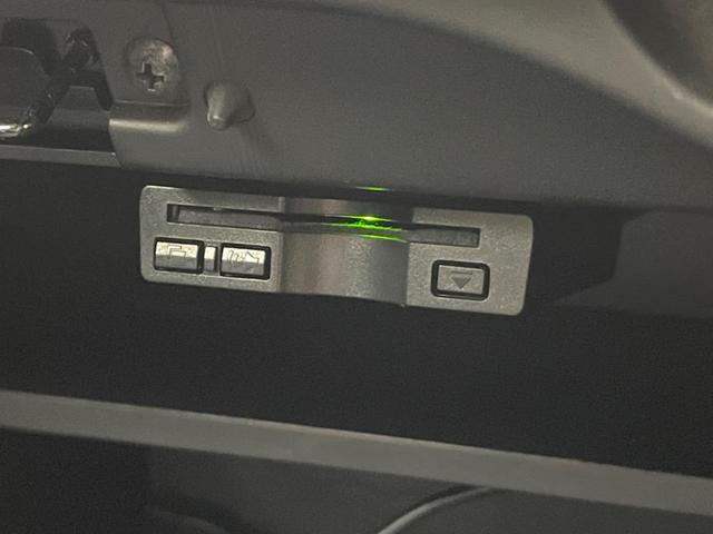 X 社外ナビ Bluetooth接続 衝突軽減システム 禁煙車 バックカメラ ETC アイドリングストップ スマートキー プライバシーガラス(8枚目)