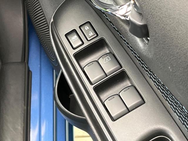 X 社外ナビ Bluetooth接続 衝突軽減システム 禁煙車 バックカメラ ETC アイドリングストップ スマートキー プライバシーガラス(28枚目)
