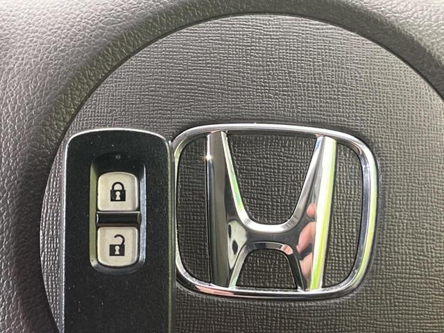 G SDナビ Bluetooth接続 フルセグTV 禁煙車 オートエアコン スマートキー 横滑り防止装置 ドアバイザー プライバシーガラス 盗難防止システム 電動格納ミラー DVD再生(5枚目)