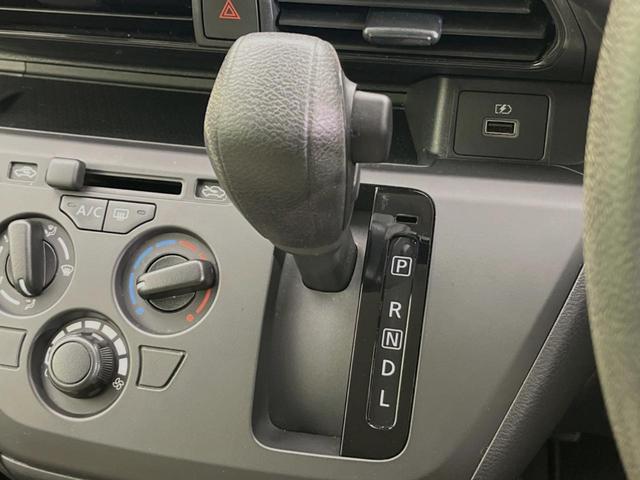 Ｓ　純正ナビ　エマージェンシーブレーキ　禁煙車　Ｂｌｕｅｔｏｏｔｈ再生　フルセグ　オートライト　クリアランスソナー　プライバシーガラス　盗難防止装置(40枚目)