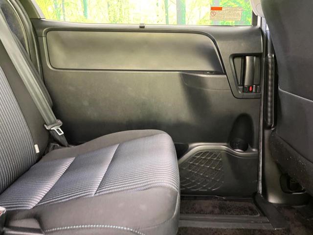 ヴォクシー ＺＳ　禁煙車　後席モニター　純正９型ナビ　Ｂｌｕｅｔｏｏｔｈ／ＣＤ再生　バックカメラ　両側電動スライド　ドラレコ　スマートキー　ＬＥＤヘッド　ＥＴＣ　オートライト　デュアルエアコン　リアエアコン（48枚目）
