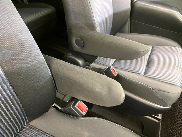 ヴォクシー ＺＳ　禁煙車　後席モニター　純正９型ナビ　Ｂｌｕｅｔｏｏｔｈ／ＣＤ再生　バックカメラ　両側電動スライド　ドラレコ　スマートキー　ＬＥＤヘッド　ＥＴＣ　オートライト　デュアルエアコン　リアエアコン（49枚目）