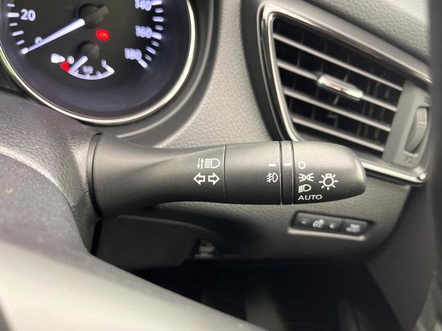 エクストレイル ２０Ｘｉ　４ＷＤ　禁煙車　後期　純正９型ナビ　Ｂｌｕｅｔｏｏｔｈ／ＤＶＤ／ＣＤ再生　全周囲カメラ　衝突軽減装置　プロパイロット　コーナーセンサー　電動リアゲート　レザーシート　全席シートヒーター　ドラレコ（24枚目）