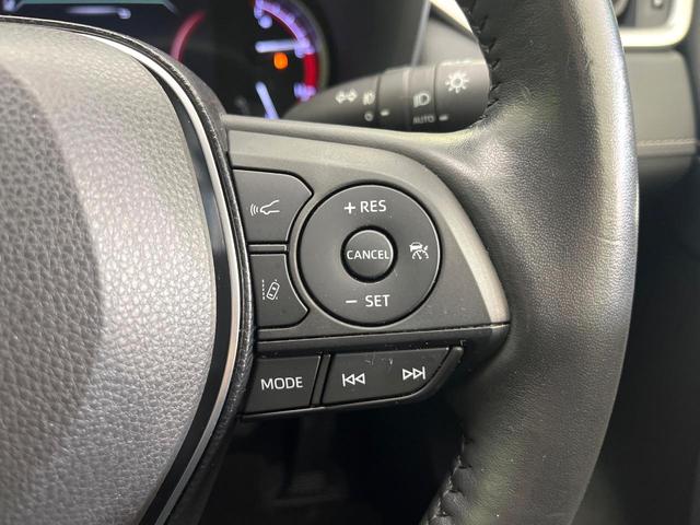 ＲＡＶ４ Ｇ　４ＷＤ　禁煙車　純正９型ＤＡ　Ｂｌｕｅｔｏｏｔｈ接続　フルセグ　全周囲カメラ　電動リアゲート　衝突軽減装置　コーナーセンサー　レーダークルーズ　合皮シート　パワーシート　純正１８インチアルミ　ＥＴＣ（7枚目）