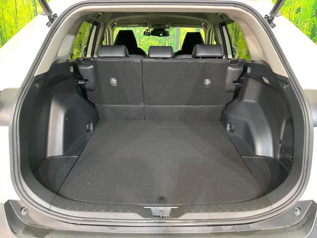 ＲＡＶ４ Ｇ　４ＷＤ　禁煙車　純正９型ＤＡ　Ｂｌｕｅｔｏｏｔｈ接続　フルセグ　全周囲カメラ　電動リアゲート　衝突軽減装置　コーナーセンサー　レーダークルーズ　合皮シート　パワーシート　純正１８インチアルミ　ＥＴＣ（45枚目）