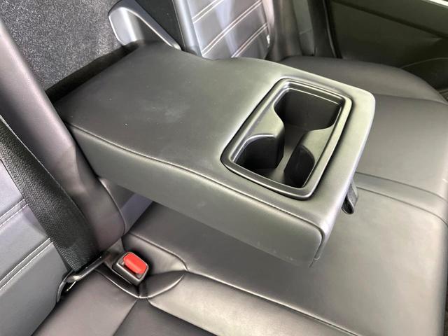 ＲＡＶ４ Ｇ　４ＷＤ　禁煙車　純正９型ＤＡ　Ｂｌｕｅｔｏｏｔｈ接続　フルセグ　全周囲カメラ　電動リアゲート　衝突軽減装置　コーナーセンサー　レーダークルーズ　合皮シート　パワーシート　純正１８インチアルミ　ＥＴＣ（52枚目）