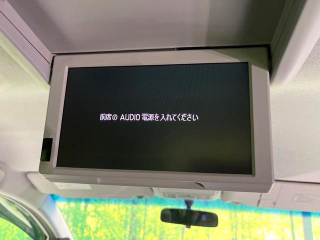 ステップワゴンスパーダ クールスピリット　禁煙車　フリップダウンモニター　純正ＨＤＤナビ　Ｂｌｕｅｔｏｏｔｈ／ＣＤ／ＤＶＤ再生　フルセグ　全周囲カメラ　両側電動スライドドア　ＨＩＤヘッド　ＥＴＣ　オートライト　オートエアコン（3枚目）