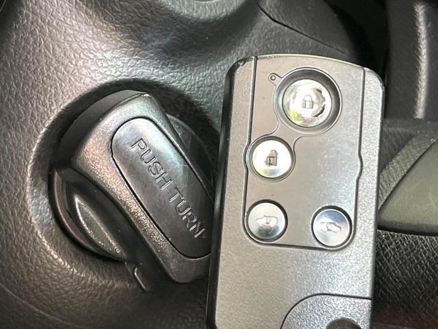 ステップワゴンスパーダ クールスピリット　禁煙車　フリップダウンモニター　純正ＨＤＤナビ　Ｂｌｕｅｔｏｏｔｈ／ＣＤ／ＤＶＤ再生　フルセグ　全周囲カメラ　両側電動スライドドア　ＨＩＤヘッド　ＥＴＣ　オートライト　オートエアコン（33枚目）