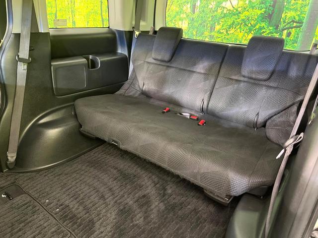 ステップワゴンスパーダ クールスピリット　禁煙車　フリップダウンモニター　純正ＨＤＤナビ　Ｂｌｕｅｔｏｏｔｈ／ＣＤ／ＤＶＤ再生　フルセグ　全周囲カメラ　両側電動スライドドア　ＨＩＤヘッド　ＥＴＣ　オートライト　オートエアコン（37枚目）