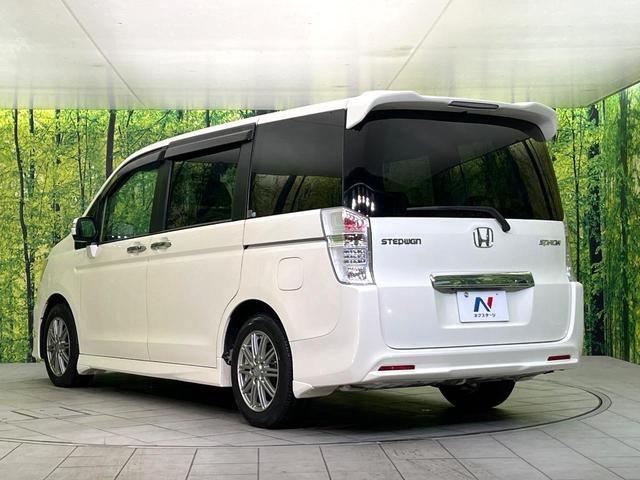 ステップワゴンスパーダ クールスピリット　禁煙車　フリップダウンモニター　純正ＨＤＤナビ　Ｂｌｕｅｔｏｏｔｈ／ＣＤ／ＤＶＤ再生　フルセグ　全周囲カメラ　両側電動スライドドア　ＨＩＤヘッド　ＥＴＣ　オートライト　オートエアコン（54枚目）