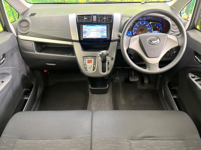 ムーヴ カスタム　Ｘ　ＳＡ　禁煙車　ＳＤナビ　ＣＤ／ＤＶＤ再生　衝突軽減システム　スマートキー　ＬＥＤヘッド　オートライト　オートエアコン　盗難防止システム　プライバシーガラス　アイドリングストップ（2枚目）