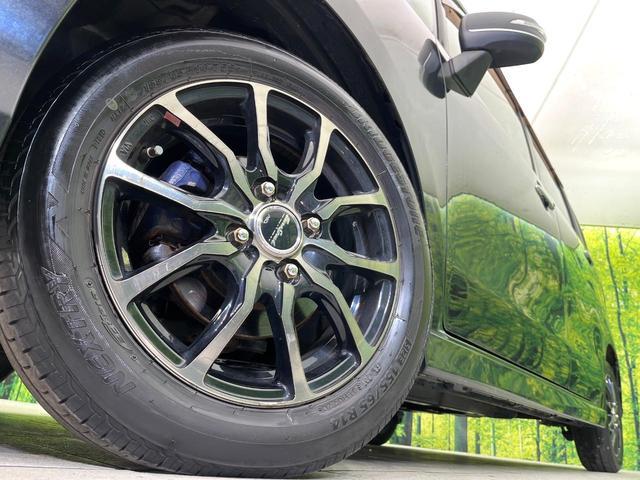 ムーヴ カスタム　Ｘ　ＳＡ　禁煙車　ＳＤナビ　ＣＤ／ＤＶＤ再生　衝突軽減システム　スマートキー　ＬＥＤヘッド　オートライト　オートエアコン　盗難防止システム　プライバシーガラス　アイドリングストップ（12枚目）
