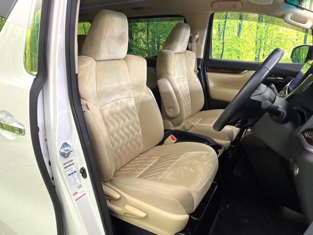 アルファード ２．５Ｘ　４ＷＤ　禁煙車　前期　フリップダウンモニター　ＢＩＧ－Ｘ１１型ナビ　Ｂｌｕｅｔｏｏｔｈ／ＣＤ／ＤＶＤ再生　フルセグ　バックカメラ　両側電動スライドドア　衝突軽減装置　レーダークルーズ　コーナーセンサー（9枚目）
