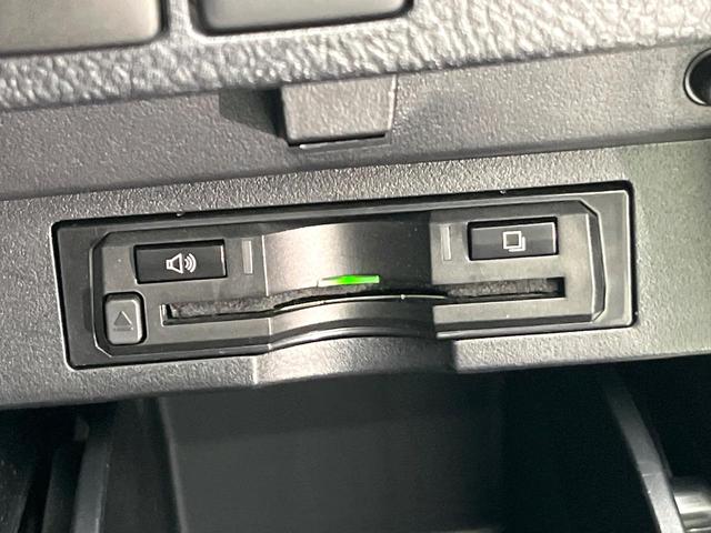 アルファード ２．５Ｘ　４ＷＤ　禁煙車　前期　フリップダウンモニター　ＢＩＧ－Ｘ１１型ナビ　Ｂｌｕｅｔｏｏｔｈ／ＣＤ／ＤＶＤ再生　フルセグ　バックカメラ　両側電動スライドドア　衝突軽減装置　レーダークルーズ　コーナーセンサー（37枚目）
