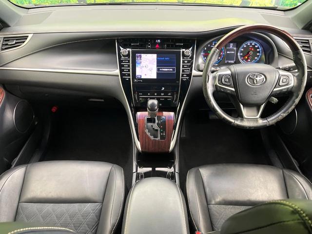 ハリアー プレミアム　アドバンスドパッケージ　禁煙車　ＪＢＬサウンド　純正ナビ　全周囲カメラ　Ｂｌｕｅｔｏｏｔｈ／ＣＤ／ＤＶＤ再生　衝突軽減装置　レーダークルーズ　コーナーセンサー　ハーフレザーシート　パワーシート　電動リヤゲート　ＬＥＤヘッド（2枚目）
