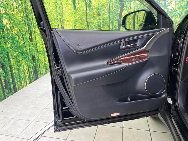 ハリアー プレミアム　アドバンスドパッケージ　禁煙車　ＪＢＬサウンド　純正ナビ　全周囲カメラ　Ｂｌｕｅｔｏｏｔｈ／ＣＤ／ＤＶＤ再生　衝突軽減装置　レーダークルーズ　コーナーセンサー　ハーフレザーシート　パワーシート　電動リヤゲート　ＬＥＤヘッド（42枚目）
