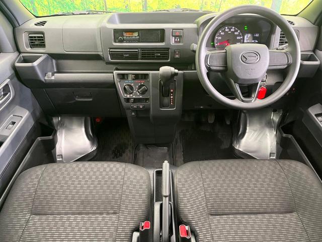 ハイゼットカーゴ ＤＸ　４ＷＤ　禁煙車　衝突軽減装置　コーナーセンサー　オートライト　キーレス　アイドリングストップ　盗難防止装置　プライバシーガラス（2枚目）
