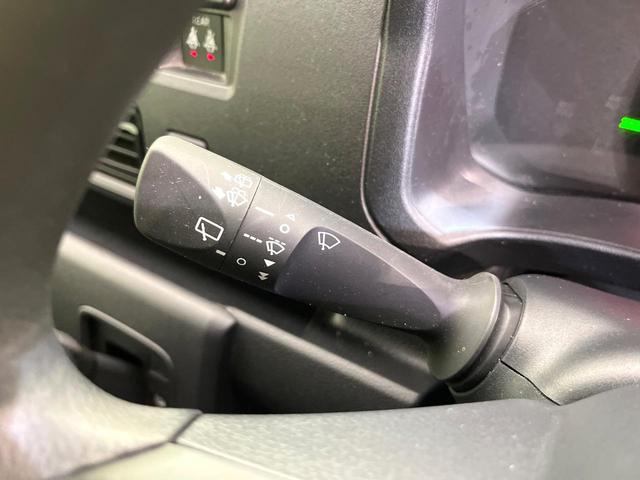 ハイゼットカーゴ ＤＸ　４ＷＤ　禁煙車　衝突軽減装置　コーナーセンサー　オートライト　キーレス　アイドリングストップ　盗難防止装置　プライバシーガラス（24枚目）