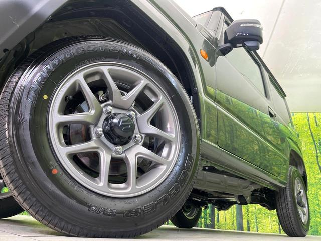ジムニー ＸＣ　４ＷＤ　届出済未使用車　衝突軽減装置　クルコン　ＬＥＤヘッド　フォグランプ　オートライト　オートエアコン　純正１６インチアルミホイール　スマートキー　アイドリングストップ　盗難防止装置（13枚目）