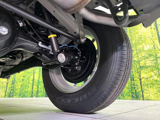 ジムニー ＸＣ　４ＷＤ　届出済未使用車　衝突軽減装置　クルコン　ＬＥＤヘッド　フォグランプ　オートライト　オートエアコン　純正１６インチアルミホイール　スマートキー　アイドリングストップ　盗難防止装置（48枚目）
