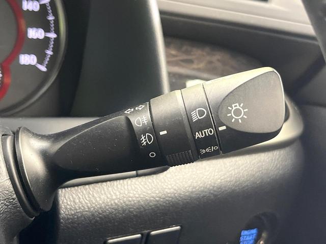 アルファード ２．５Ｓ　タイプゴールドＩＩ　４ＷＤ　禁煙車　後期　フリップダウンモニター　純正９型ＤＡ　Ｂｌｕｅｔｏｏｔｈ／ＤＶＤ／ＣＤ再生　バックカメラ　両側電動スライドドア　電動リアゲート　衝突軽減装置　レーダークルーズ　コーナーセンサー（25枚目）
