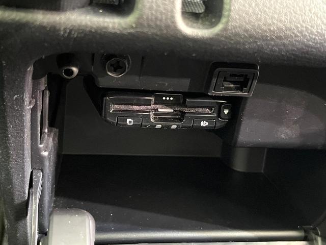 プロボックス ＤＸコンフォート　禁煙車　ＳＤナビ　Ｂｌｕｅｔｏｏｔｈ再生　衝突軽減装置　ドラレコ　ＥＴＣ　オートライト　キーレス　盗難防止装置　プライバシーガラス（6枚目）