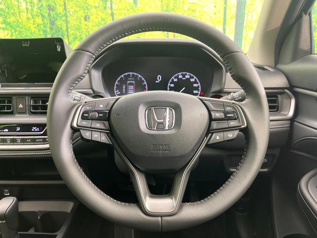 ＷＲ－Ｖ Ｚ　登録済未使用車　現行型　ホンダセンシング　アダプティブクルーズコントロール　レーンアシスト　ＬＥＤヘッド／フォグ　オートハイビーム　純正１７インチアルミホイール　ハーフレザーシート　オートエアコン（8枚目）