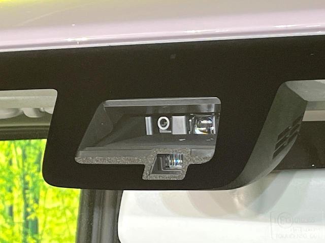 ジムニー XC 届出済未使用車 ターボ 4WD デュアルセンサーブレーキサポート LEDヘッドライト 純正16インチアルミ LEDヘッド 車線逸脱警報 クルコン オートライト オートエアコン シートヒーター(3枚目)