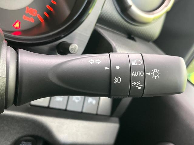 ジムニー XC 届出済未使用車 ターボ 4WD デュアルセンサーブレーキサポート LEDヘッドライト 純正16インチアルミ LEDヘッド 車線逸脱警報 クルコン オートライト オートエアコン シートヒーター(7枚目)