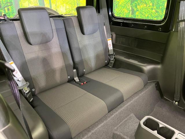 ジムニー XC 届出済未使用車 4WD ターボ 衝突軽減装置 クルコン オートエアコン オートライト LEDヘッド フォグランプ 純正15インチアルミホイール スマートキー アイドリングストップ 盗難防止装置(10枚目)