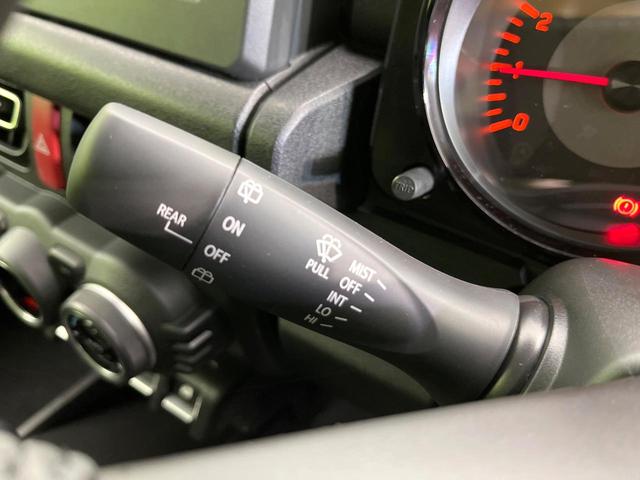 ジムニー XC 届出済未使用車 4WD ターボ 衝突軽減装置 クルコン オートエアコン オートライト LEDヘッド フォグランプ 純正15インチアルミホイール スマートキー アイドリングストップ 盗難防止装置(24枚目)