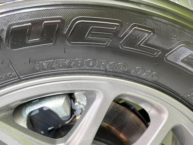 ジムニー XC 届出済未使用車 4WD ターボ 衝突軽減装置 クルコン オートエアコン オートライト LEDヘッド フォグランプ 純正15インチアルミホイール スマートキー アイドリングストップ 盗難防止装置(46枚目)