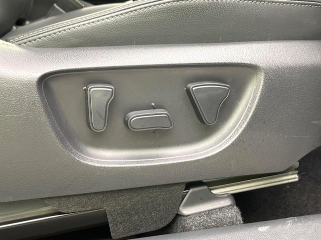 ヤリスクロス ハイブリッドＺ　禁煙車　純正８型ＤＡ　Ｂｌｕｅｔｏｏｔｈ再生　全周囲カメラ　衝突軽減装置　レーダークルーズ　コーナーセンサー　１００Ｖ電源　電動リアゲート　ハーフレザーシート　パワーシート　ＬＥＤヘッド　ＥＴＣ（6枚目）