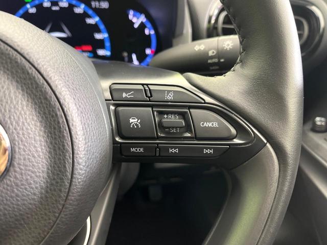 ヤリスクロス ハイブリッドＺ　禁煙車　純正８型ＤＡ　Ｂｌｕｅｔｏｏｔｈ再生　全周囲カメラ　衝突軽減装置　レーダークルーズ　コーナーセンサー　１００Ｖ電源　電動リアゲート　ハーフレザーシート　パワーシート　ＬＥＤヘッド　ＥＴＣ（24枚目）