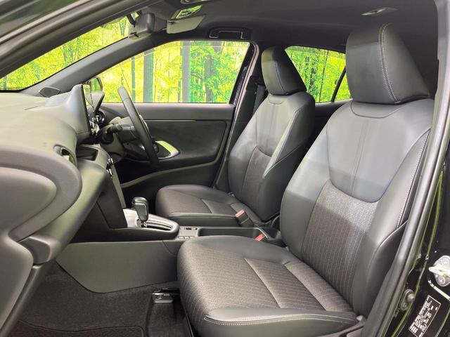 ヤリスクロス ハイブリッドＺ　禁煙車　純正８型ＤＡ　Ｂｌｕｅｔｏｏｔｈ再生　全周囲カメラ　衝突軽減装置　レーダークルーズ　コーナーセンサー　１００Ｖ電源　電動リアゲート　ハーフレザーシート　パワーシート　ＬＥＤヘッド　ＥＴＣ（36枚目）