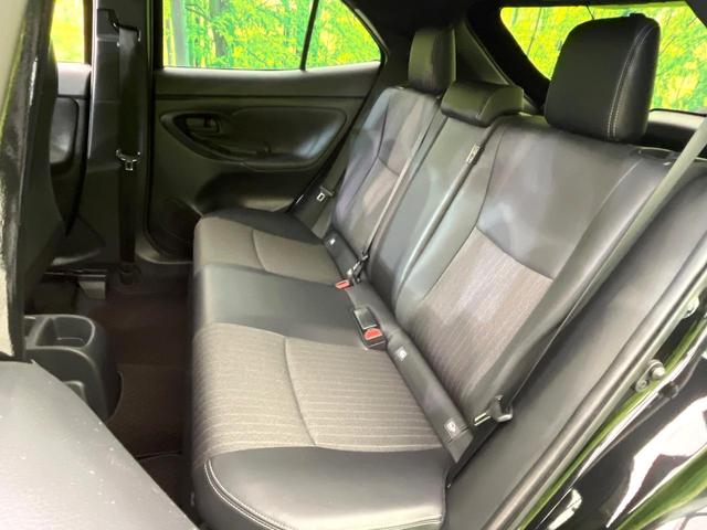 ヤリスクロス ハイブリッドＺ　禁煙車　純正８型ＤＡ　Ｂｌｕｅｔｏｏｔｈ再生　全周囲カメラ　衝突軽減装置　レーダークルーズ　コーナーセンサー　１００Ｖ電源　電動リアゲート　ハーフレザーシート　パワーシート　ＬＥＤヘッド　ＥＴＣ（37枚目）