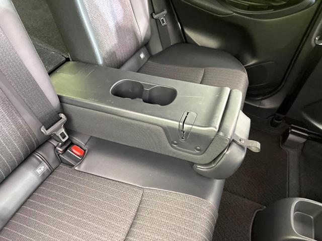 ヤリスクロス ハイブリッドＺ　禁煙車　純正８型ＤＡ　Ｂｌｕｅｔｏｏｔｈ再生　全周囲カメラ　衝突軽減装置　レーダークルーズ　コーナーセンサー　１００Ｖ電源　電動リアゲート　ハーフレザーシート　パワーシート　ＬＥＤヘッド　ＥＴＣ（45枚目）