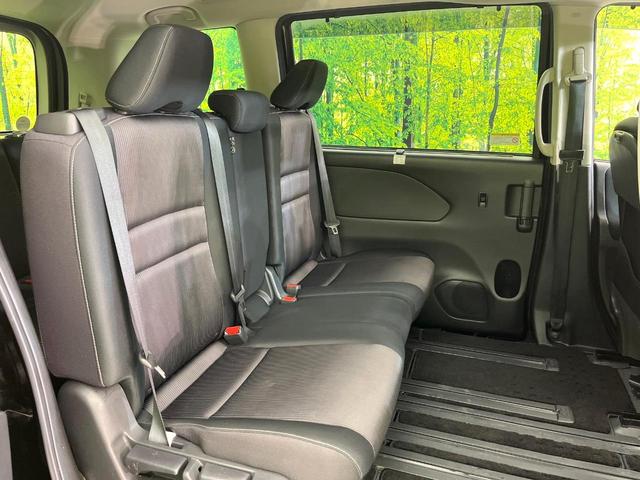セレナ ハイウェイスター　ＶセレクションＩＩ　禁煙車　純正９型ナビ　Ｂｌｕｅｔｏｏｔｈ／ＤＶＤ／ＣＤ再生　両側電動スライドドア　衝突軽減装置　プロパイロット　コーナーセンサー　ＬＥＤヘッド　オートハイビーム　オートライト　オートエアコン　ＥＴＣ（10枚目）