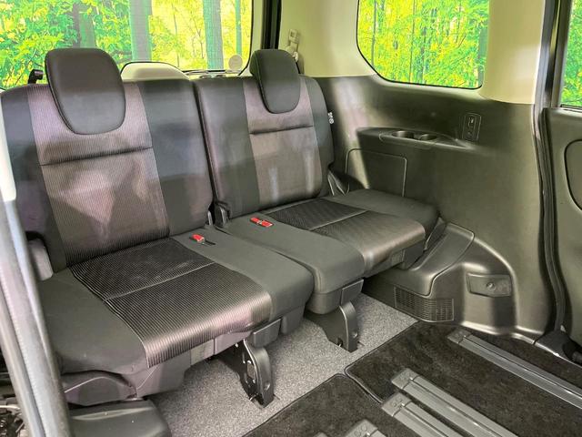 セレナ ハイウェイスター　ＶセレクションＩＩ　禁煙車　純正９型ナビ　Ｂｌｕｅｔｏｏｔｈ／ＤＶＤ／ＣＤ再生　両側電動スライドドア　衝突軽減装置　プロパイロット　コーナーセンサー　ＬＥＤヘッド　オートハイビーム　オートライト　オートエアコン　ＥＴＣ（11枚目）