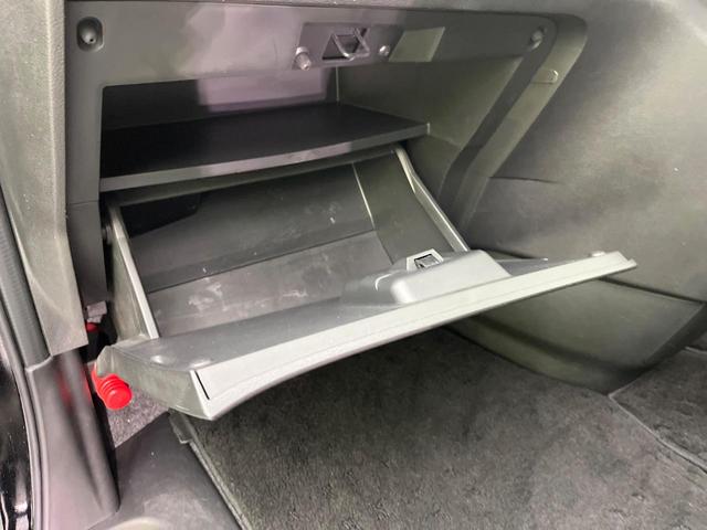 セレナ ハイウェイスター　ＶセレクションＩＩ　禁煙車　純正９型ナビ　Ｂｌｕｅｔｏｏｔｈ／ＤＶＤ／ＣＤ再生　両側電動スライドドア　衝突軽減装置　プロパイロット　コーナーセンサー　ＬＥＤヘッド　オートハイビーム　オートライト　オートエアコン　ＥＴＣ（50枚目）