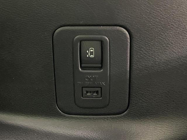 セレナ ハイウェイスター　ＶセレクションＩＩ　禁煙車　純正９型ナビ　Ｂｌｕｅｔｏｏｔｈ／ＤＶＤ／ＣＤ再生　両側電動スライドドア　衝突軽減装置　プロパイロット　コーナーセンサー　ＬＥＤヘッド　オートハイビーム　オートライト　オートエアコン　ＥＴＣ（57枚目）