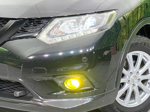 エクストレイル ２０Ｘ　エマージェンシーブレーキパッケージ　４ＷＤ　禁煙車　前期　ＳＤナビ　ＣＤ再生　全周囲カメラ　衝突軽減装置　コーナーセンサー　電動リアゲート　レザーシート　シートヒーター　ＬＥＤヘッド　ＥＴＣ　クルコン　オートライト　オートエアコン（12枚目）