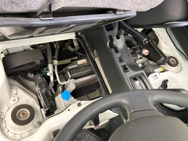 キャリイトラック KX 4WD 禁煙車 純正オーディオ 衝突軽減装置 レーンアシスト 踏み間違い防止装置 オートハイビーム フロントフォグランプ 荷台作業灯 キーレスキー ETC(18枚目)