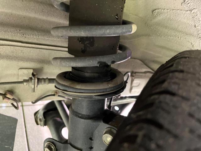 キャリイトラック KX 4WD 禁煙車 純正オーディオ 衝突軽減装置 レーンアシスト 踏み間違い防止装置 オートハイビーム フロントフォグランプ 荷台作業灯 キーレスキー ETC(20枚目)