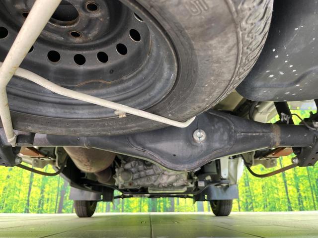 キャリイトラック KX 4WD 禁煙車 純正オーディオ 衝突軽減装置 レーンアシスト 踏み間違い防止装置 オートハイビーム フロントフォグランプ 荷台作業灯 キーレスキー ETC(29枚目)