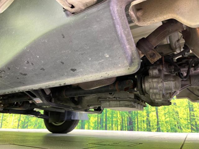 キャリイトラック KX 4WD 禁煙車 純正オーディオ 衝突軽減装置 レーンアシスト 踏み間違い防止装置 オートハイビーム フロントフォグランプ 荷台作業灯 キーレスキー ETC(31枚目)